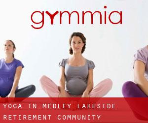 Yoga in Medley Lakeside Retirement Community