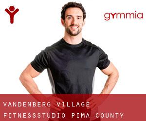 Vandenberg Village fitnessstudio (Pima County, Arizona)